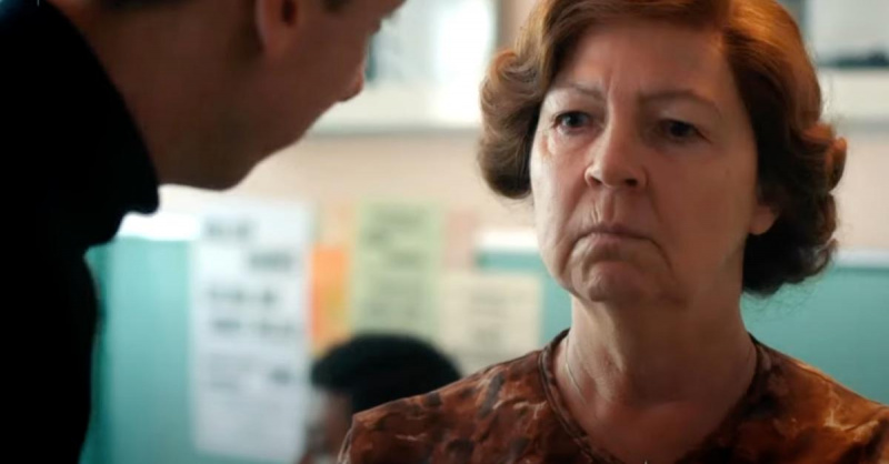 Tessa Peake-Jones nel ruolo della signora Chapman in'Grantchester'