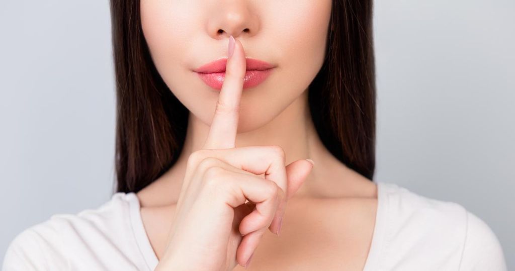 سيشارك 19 أسرار Juicy People فقط مع الغرباء عبر الإنترنت