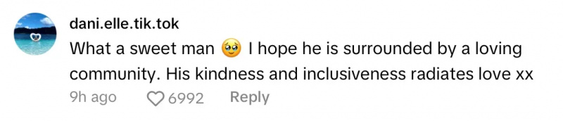 Comenta un vídeo viral de un voluntario confundiendo a un hombre's reasoning for not wanting to vote with being gay.